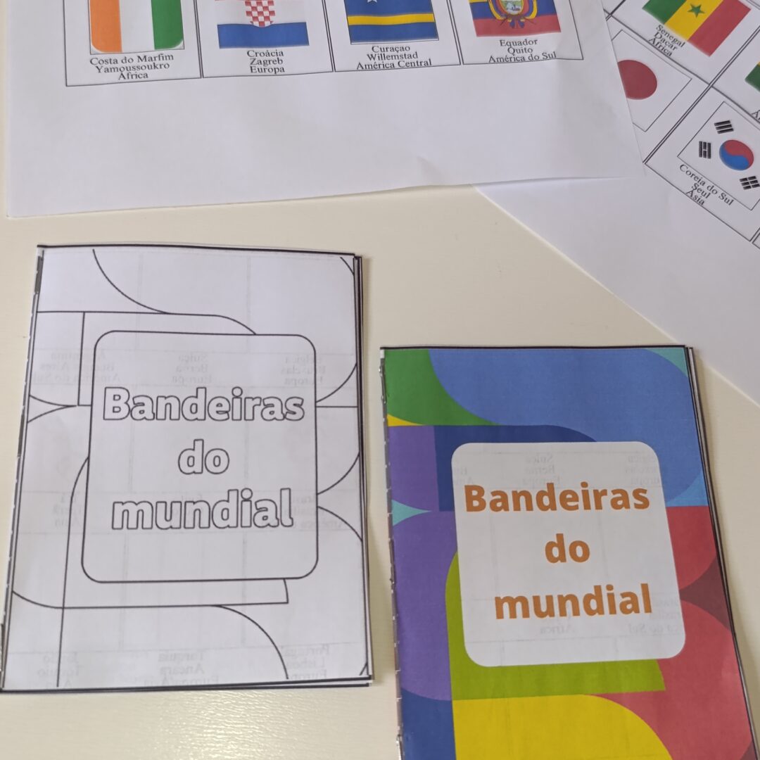 MINI ÁLBUM DA COPA - BANDEIRAS DO MUNDIAL